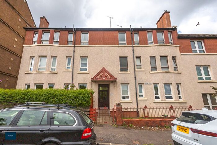 2 Bedroom Flat To Rent In Craigmont Street, Glasgow, G20