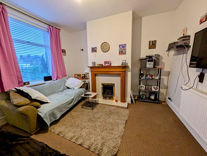 2 Bedroom Terraced House For Sale In Brunswick Street, Cullingworth, Bradford, BD13