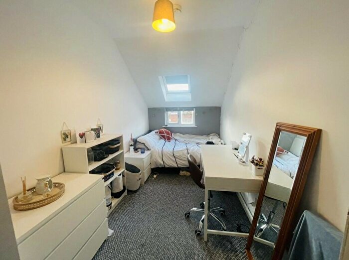 6 Bedroom End Of Terrace House To Rent In Montpelier Road, Nottingham, NG7
