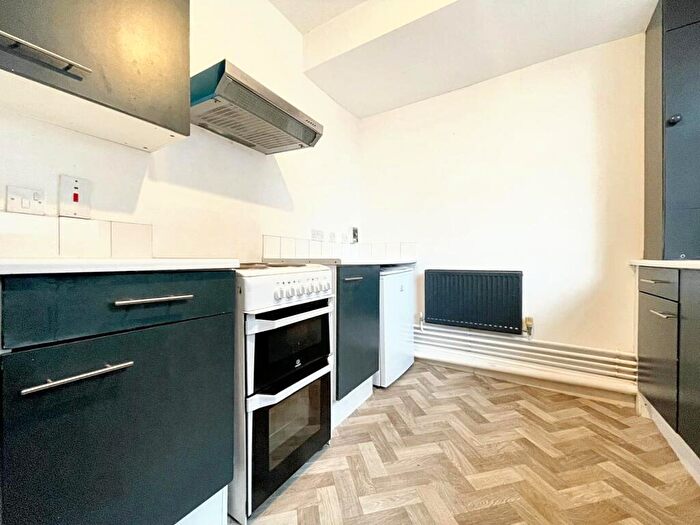 2 Bedroom Flat To Rent In Mary Street, Redfield, Bristol, BS5