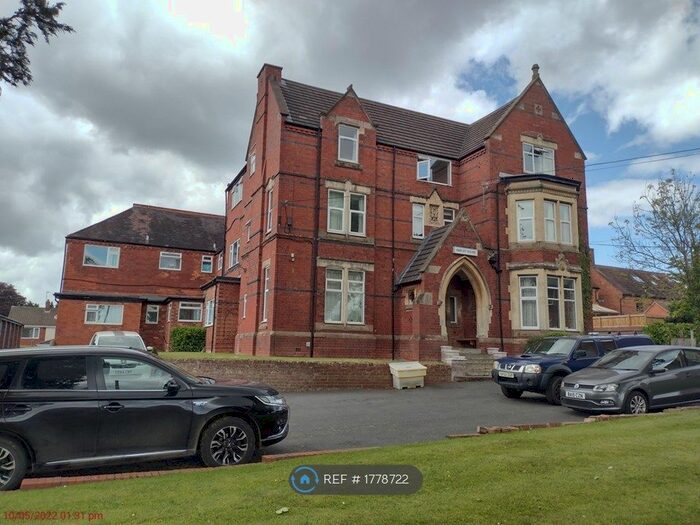 Studio To Rent In Oakley House, Bromsgrove, B60
