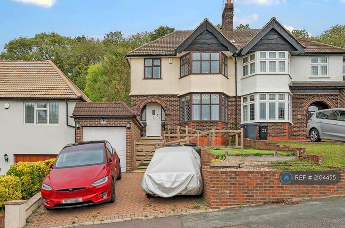 3 Bedroom Semi-Detached House To Rent In Littleheath Road, South Croydon, CR2