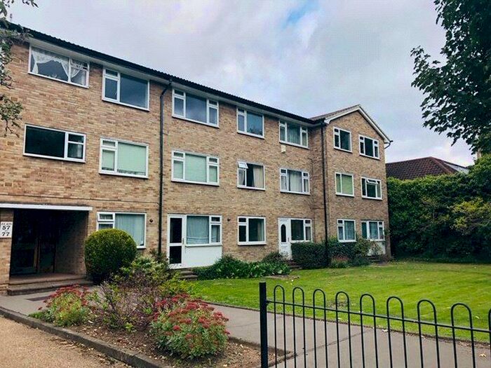 2 Bedroom Maisonette To Rent In Purley Park Road, Purley, Surrey, CR8