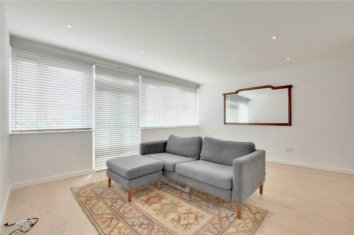 3 Bedroom Apartment To Rent In Coleraine Road, Blackheath, London, SE3