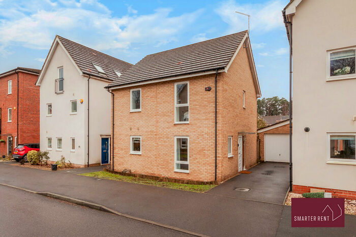 3 Bedroom Detached House To Rent In Lysander Drive, Bracknell, RG12