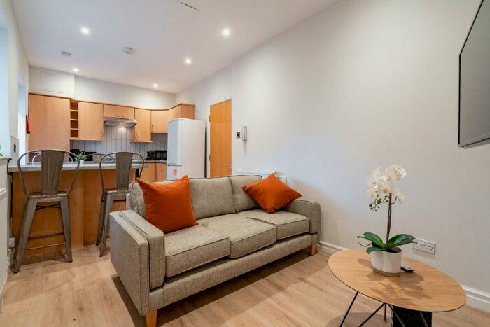 4 Bedroom Terraced House To Rent In Jesmond Road, Newcastle, NE2