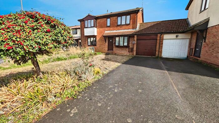 2 Bedroom Semi-detached House For Sale In Grace Close, Chipping Sodbury, BS37