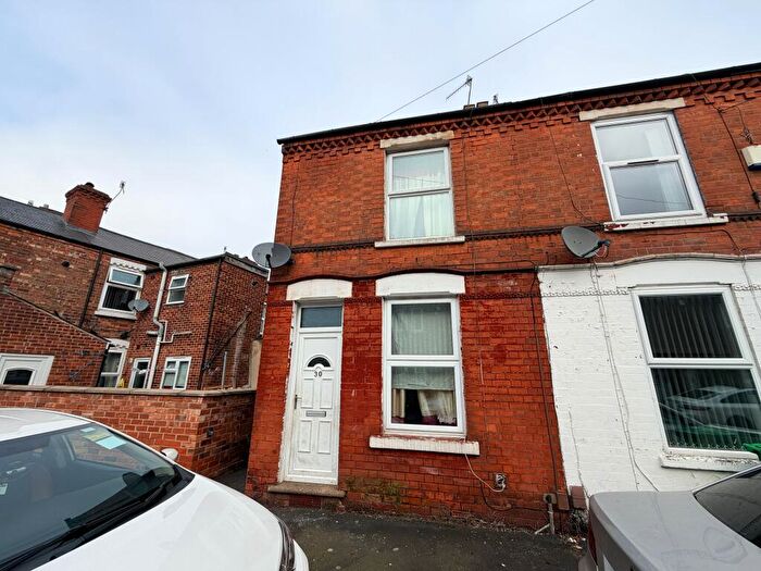 2 Bedroom End Of Terrace House For Sale In Brixton Road, Nottingham, NG7