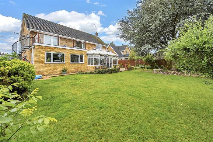 4 Bedroom Detached House For Sale In Maltings Garth, Thurston, Bury St. Edmunds, IP31