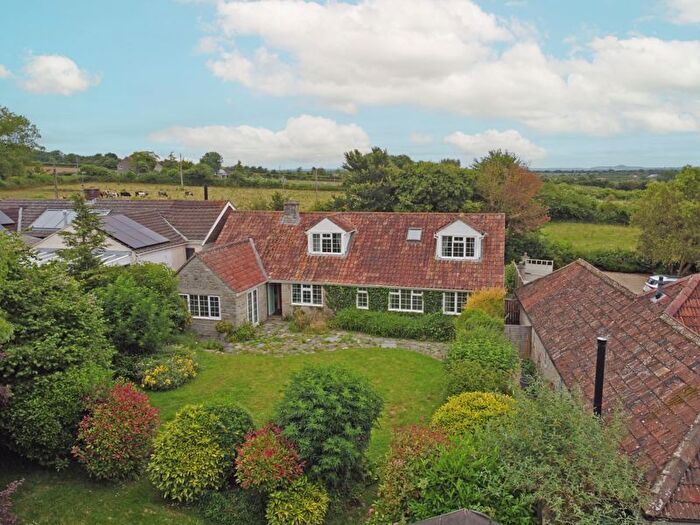 4 Bedroom Detached Bungalow For Sale In Kingsdon, Somerton, TA11