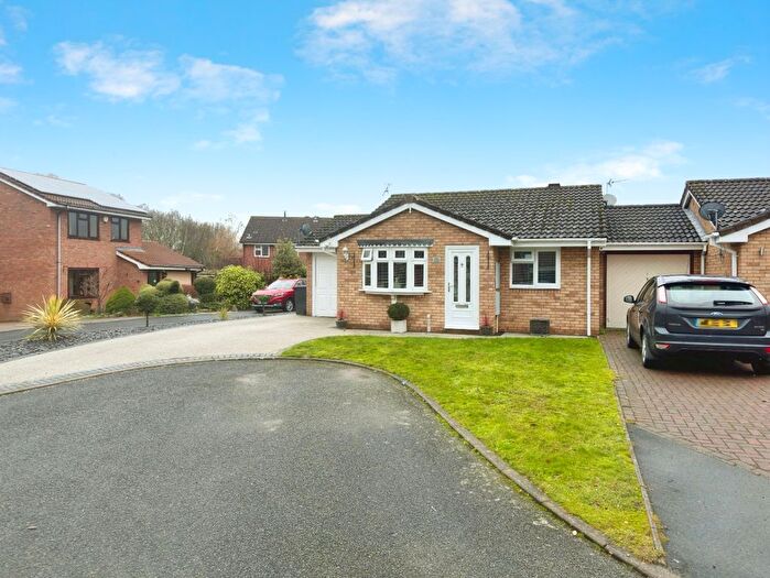 2 Bedroom Bungalow For Sale In Heatherdale, Apley, Telford, Shropshire, TF1