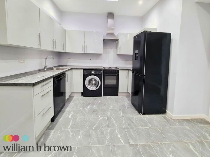 1 Bedroom Flat To Rent In Holly Close, Dovercourt, Harwich, CO12