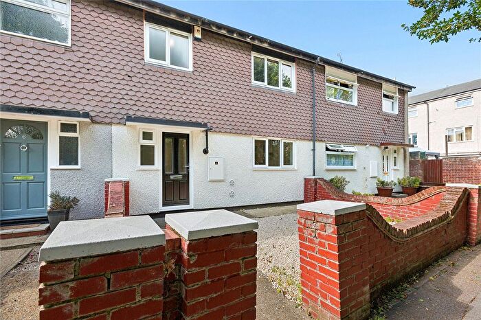 3 Bedroom Terraced House For Sale In Longmead, Pitsea, Basildon, Essex, SS13