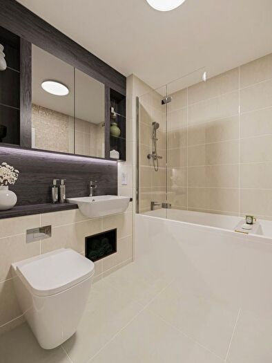 1 Bedroom Flat For Sale In Bermondsey Heights, - Ilderton Road, SE15