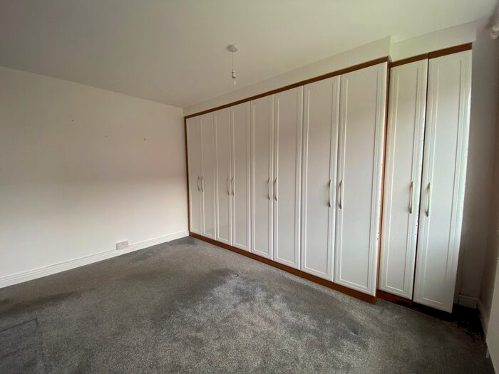2 Bedroom Semi-Detached Bungalow For Sale In Brierley Road West, Manchester, M27