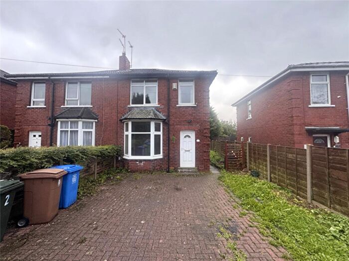 3 Bedroom Semi-Detached House To Rent In Newlands Avenue, Rochdale, Greater Manchester, OL12