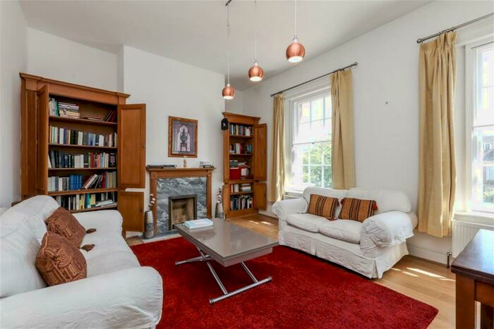 2 Bedroom Flat To Rent In Acer Walk, Oxford, OX2