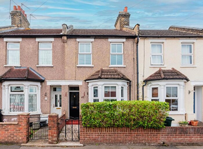 2 Bedroom Terraced House For Sale In Somerset Road, Dartford, Kent, DA1
