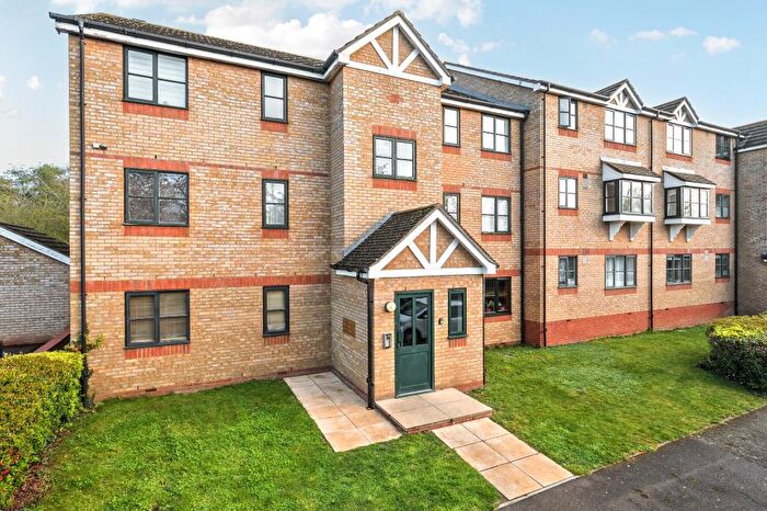 1 Bedroom Flat To Rent In Lovegrove, Slough, SL2