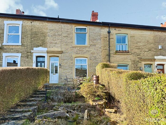 3 Bedroom Terraced House For Sale In Carus Avenue, Hoddlesden, BB3