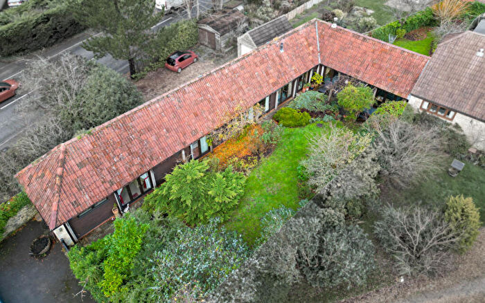 4 Bedroom Detached Bungalow For Sale In Beanacre, Melksham, SN12