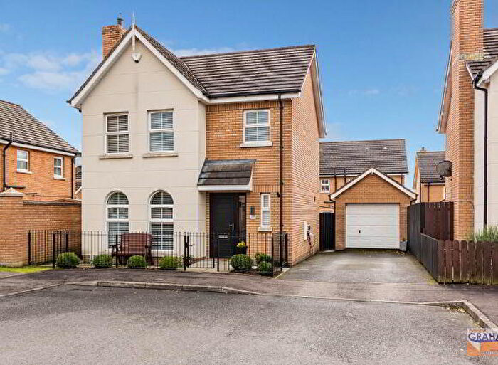 3 Bedroom Detached House For Sale In Mornington Place, Lisburn, BT28