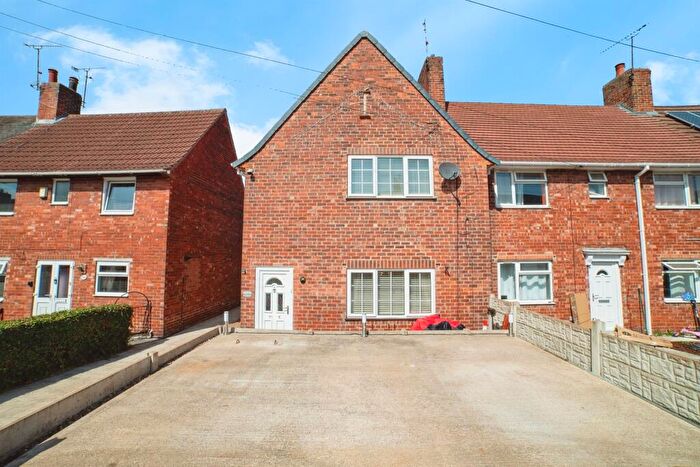 3 Bedroom End Of Terrace House For Sale In Forest Road, Clipstone Village, Mansfield, NG21
