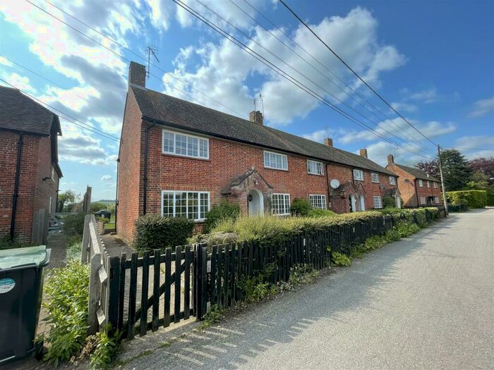 3 Bedroom Cottage To Rent In Lower Road, Charlton All Saints, Salisbury, SP5