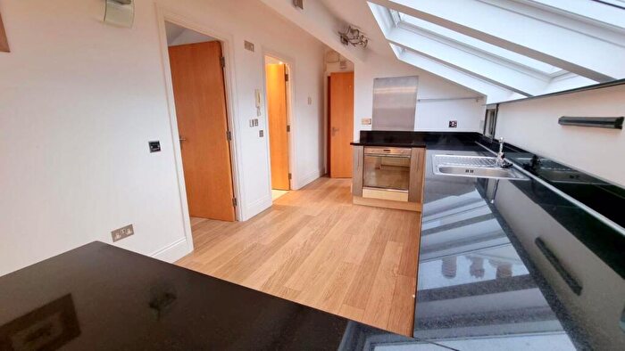 2 Bedroom Apartment To Rent In Park Heights, The Ropewalk, Nottingham, NG1