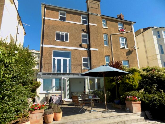2 Bedroom Flat To Rent In West Hill Road, St. Leonards-On-Sea, TN38