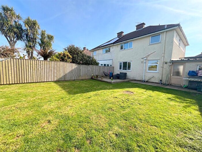 3 Bedroom Semi-Detached House For Sale In The Close, Johnston, Haverfordwest, SA62