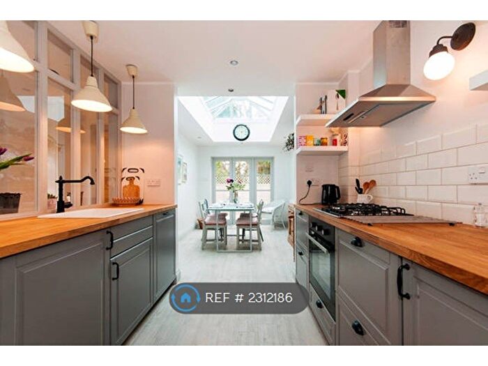 2 Bedroom Semi-Detached House To Rent In Coppetts Road, London, N10