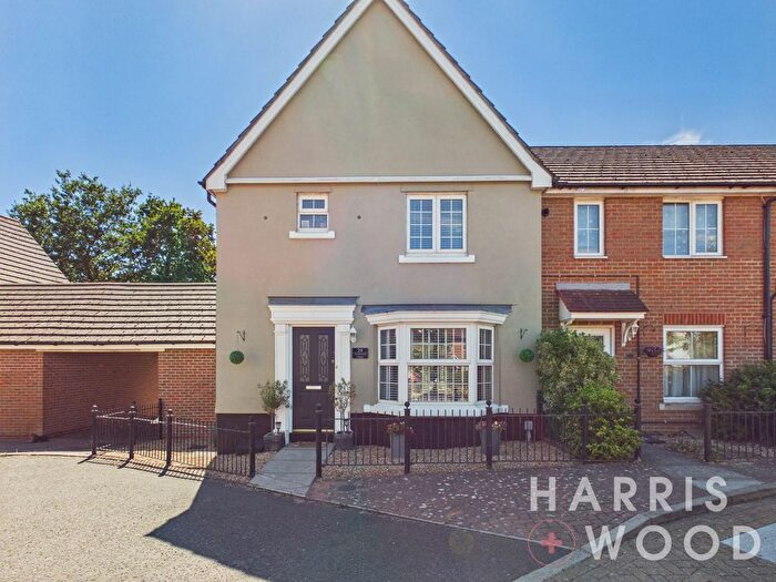 3 Bedroom End Of Terrace House For Sale In Gordian Walk, Colchester, Essex, CO4