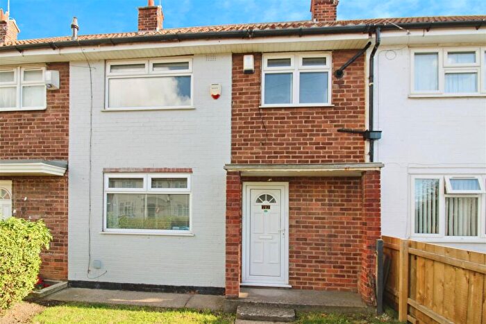 2 Bedroom Terraced House For Sale In Hemswell Avenue, Greatfield, Hull, HU9