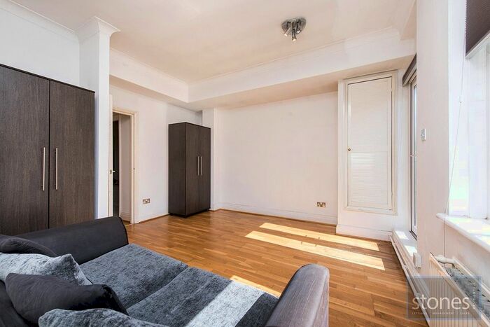 2 Bedroom Flat To Rent In Gray's Inn Road, Holborn, London, WC1X