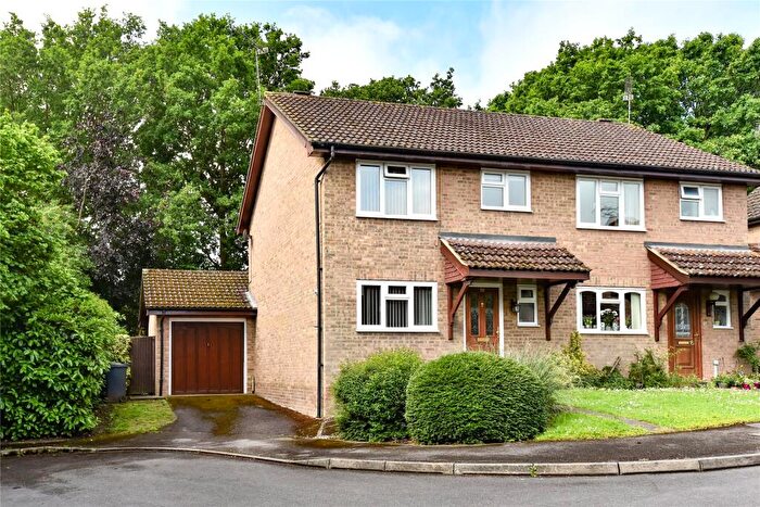 3 Bedroom Semi-Detached House To Rent In Bow Field, Hook, Hampshire, RG27