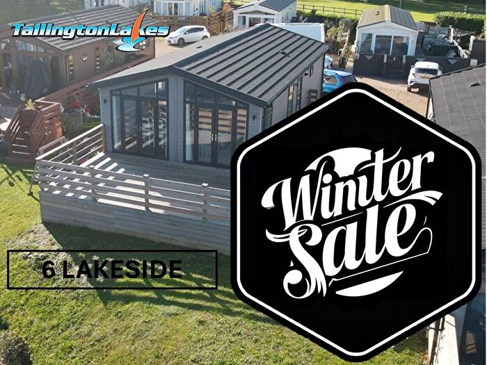 2 Bedroom Lodge For Sale In Tallington Lakes, PE9