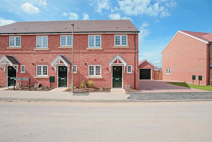 2 Bedroom End Of Terrace House To Rent In Maple Furlong, Benson, Oxon, OX10