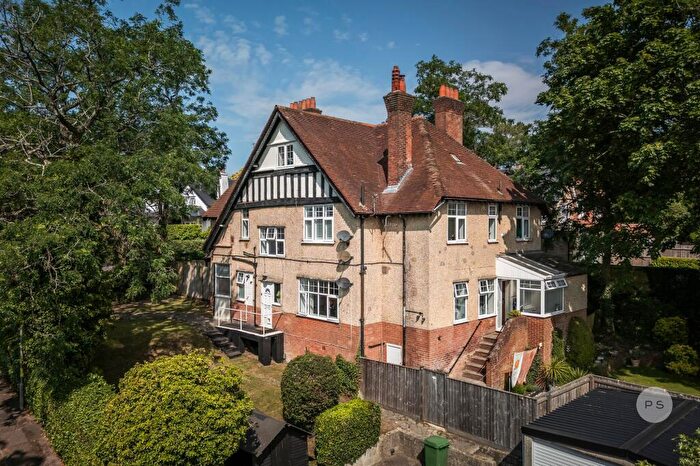 3 Bedroom Apartment For Sale In Linton House, Sandecotes Road, Lower Parkstone, Poole, BH14