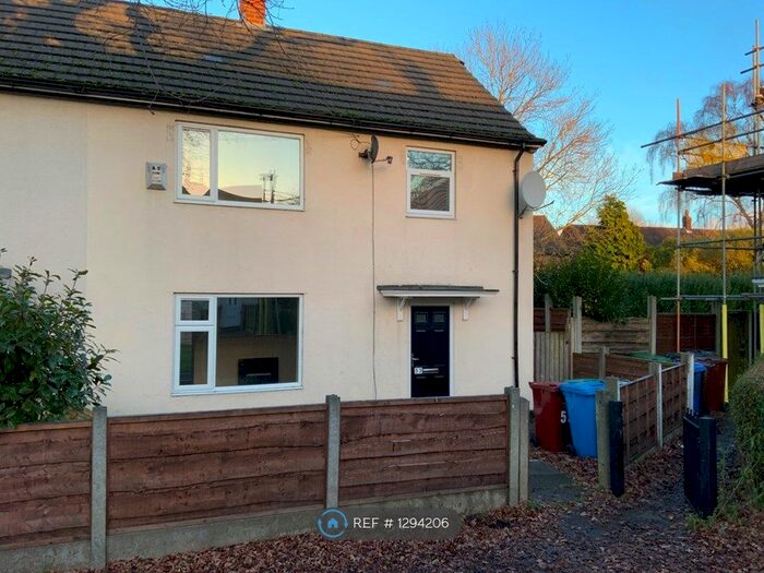 3 Bedroom End Of Terrace House To Rent In Portway, Wythenshawe M22
