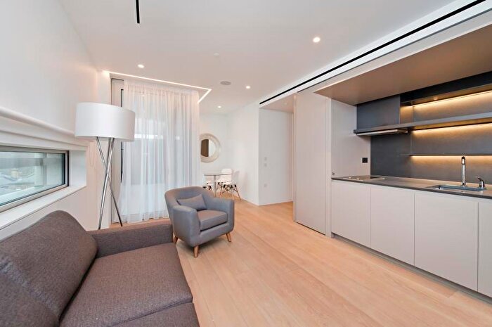 1 Bedroom Flat To Rent In Nova Building, Buckingham Palace Road, Westminster, SW1W