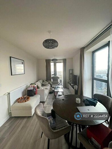 1 Bedroom Penthouse To Rent In North End Road, Wembley, HA9