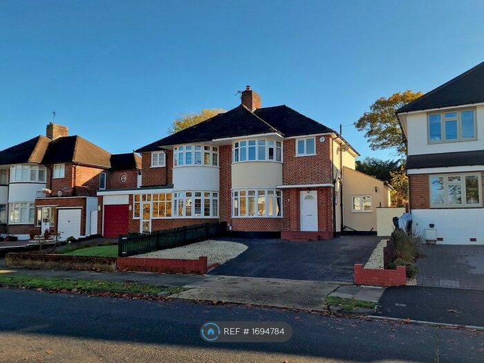 3 Bedroom Semi-Detached House To Rent In Sterry Drive, Epsom, KT19