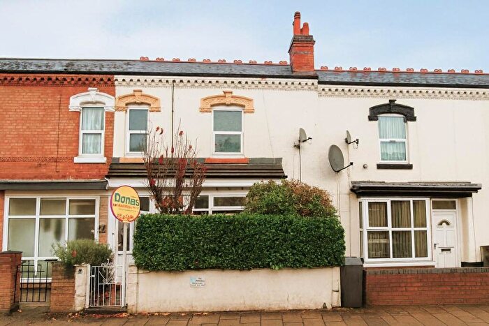 3 Bedroom Terraced House For Sale In Alexander Road, Birmingham, B27