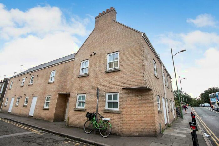 1 Bedroom Flat To Rent In Cloughmore Hs. Trafalgar Street, Cambridge, CB4