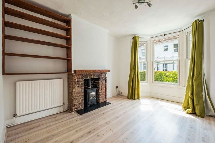 1 Bedroom Apartment To Rent In Vere Road, Brighton, BN1