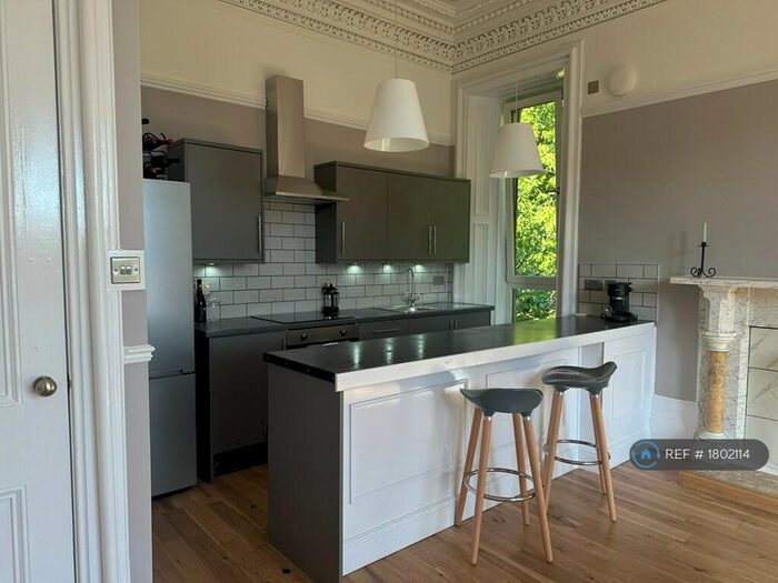 2 Bedroom Flat To Rent In Milton Road, Kilbirnie, KA25