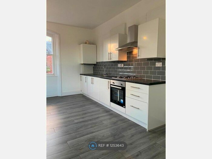 1 Bedroom Flat To Rent In Birmingham Street, Oldbury B69