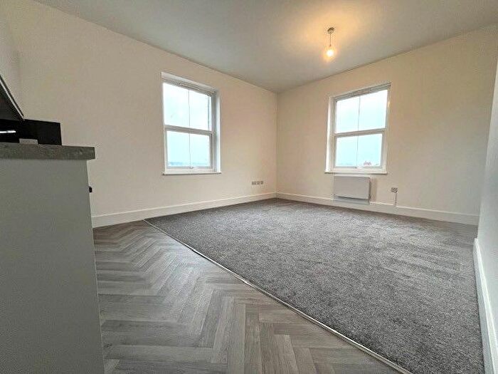 1 Bedroom Flat To Rent In Spark Terrace, Penkhull, Stoke-On-Trent, ST4