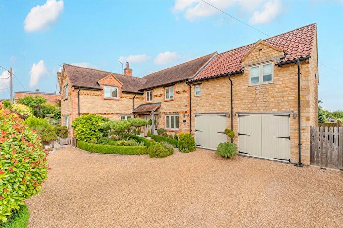 4 Bedroom Detached House For Sale In St. Andrews Lane, Titchmarsh, Kettering, Northamptonshire, NN14